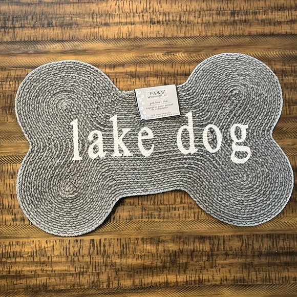 Paws of Distinction Other - Pet Bowl Mat